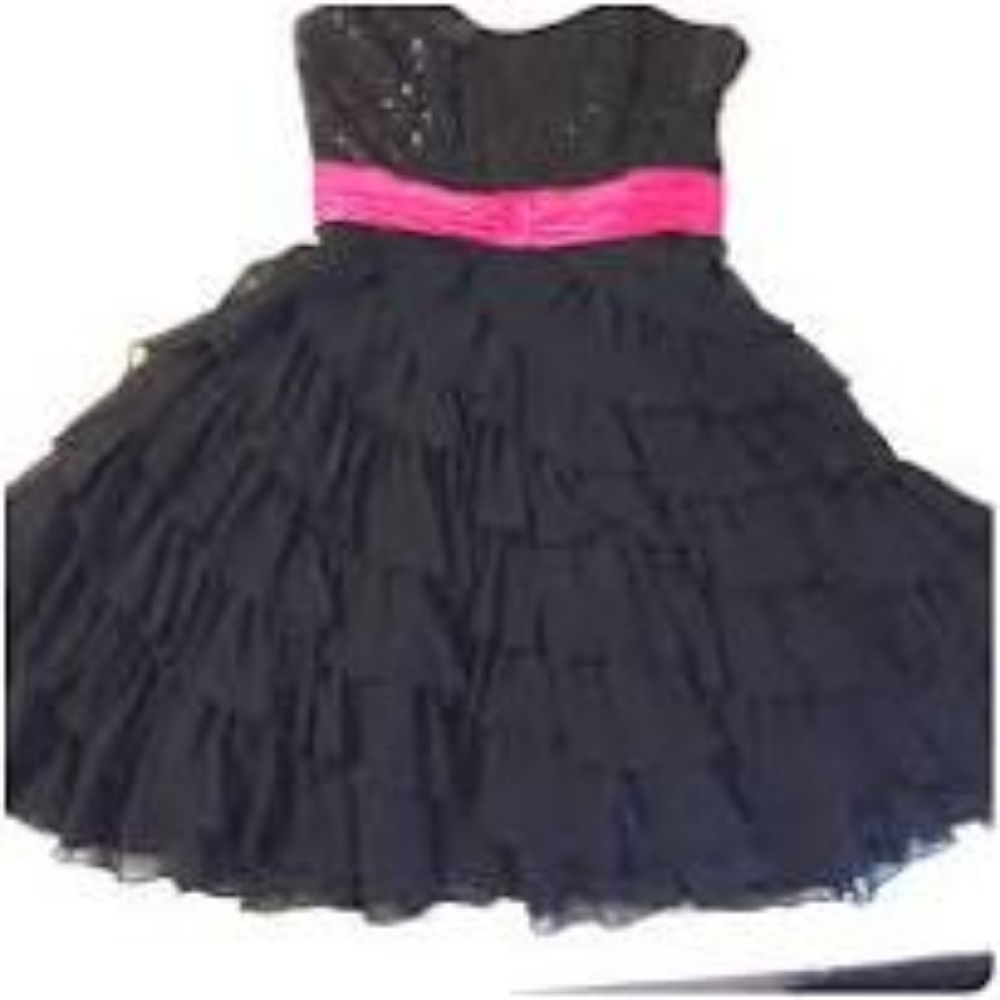 Betsey Johnson Cocktail Dress size 0